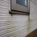 外壁塗装は10年が目安？メンテナンス時期の見極め方